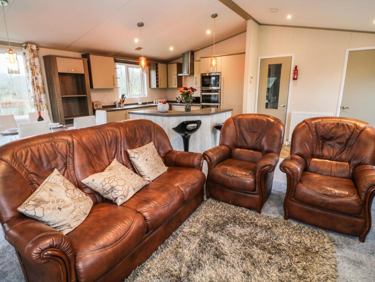 Braeburn Lodge Winkleigh Экстерьер фото