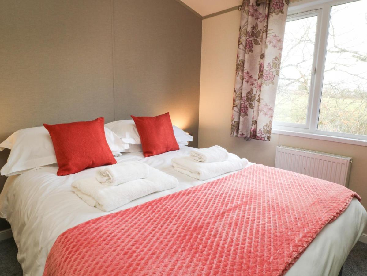Braeburn Lodge Winkleigh Экстерьер фото