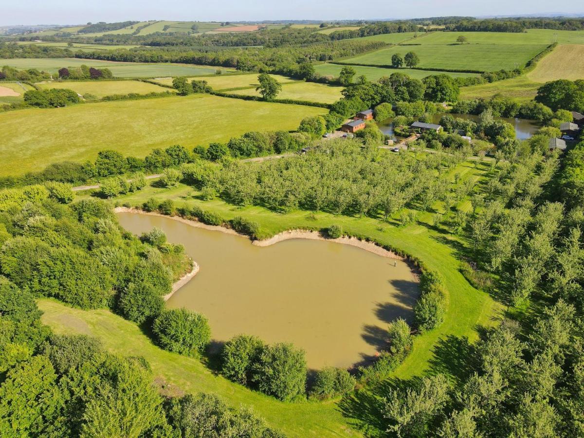 Braeburn Lodge Winkleigh Экстерьер фото
