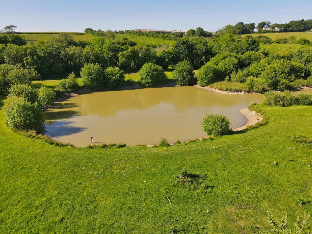 Braeburn Lodge Winkleigh Экстерьер фото